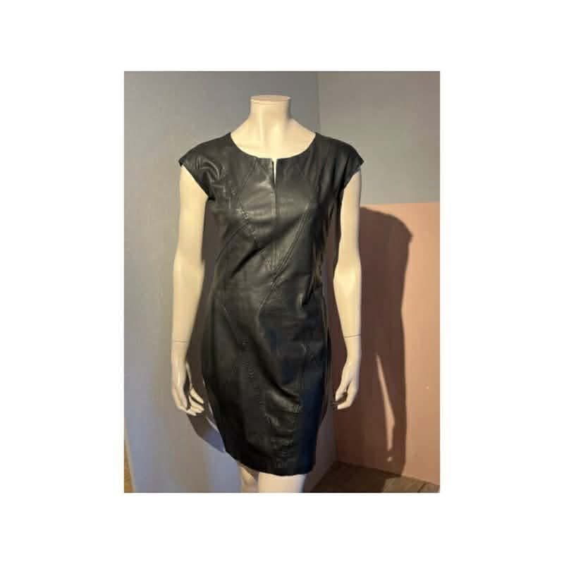 Stella Nova - Skindkjole - Size: S