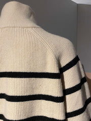 Zara - Sweater - Size: L