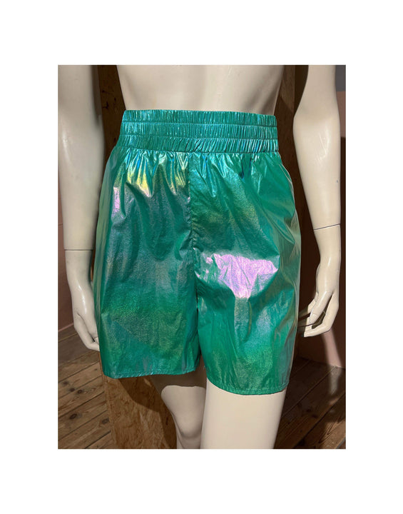 A View - Shorts - Size: 42
