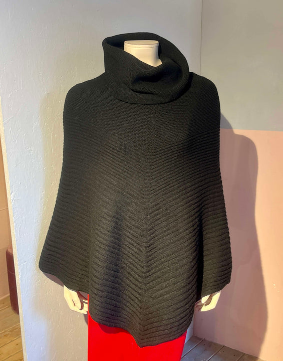 Wolford - Poncho - Size: M