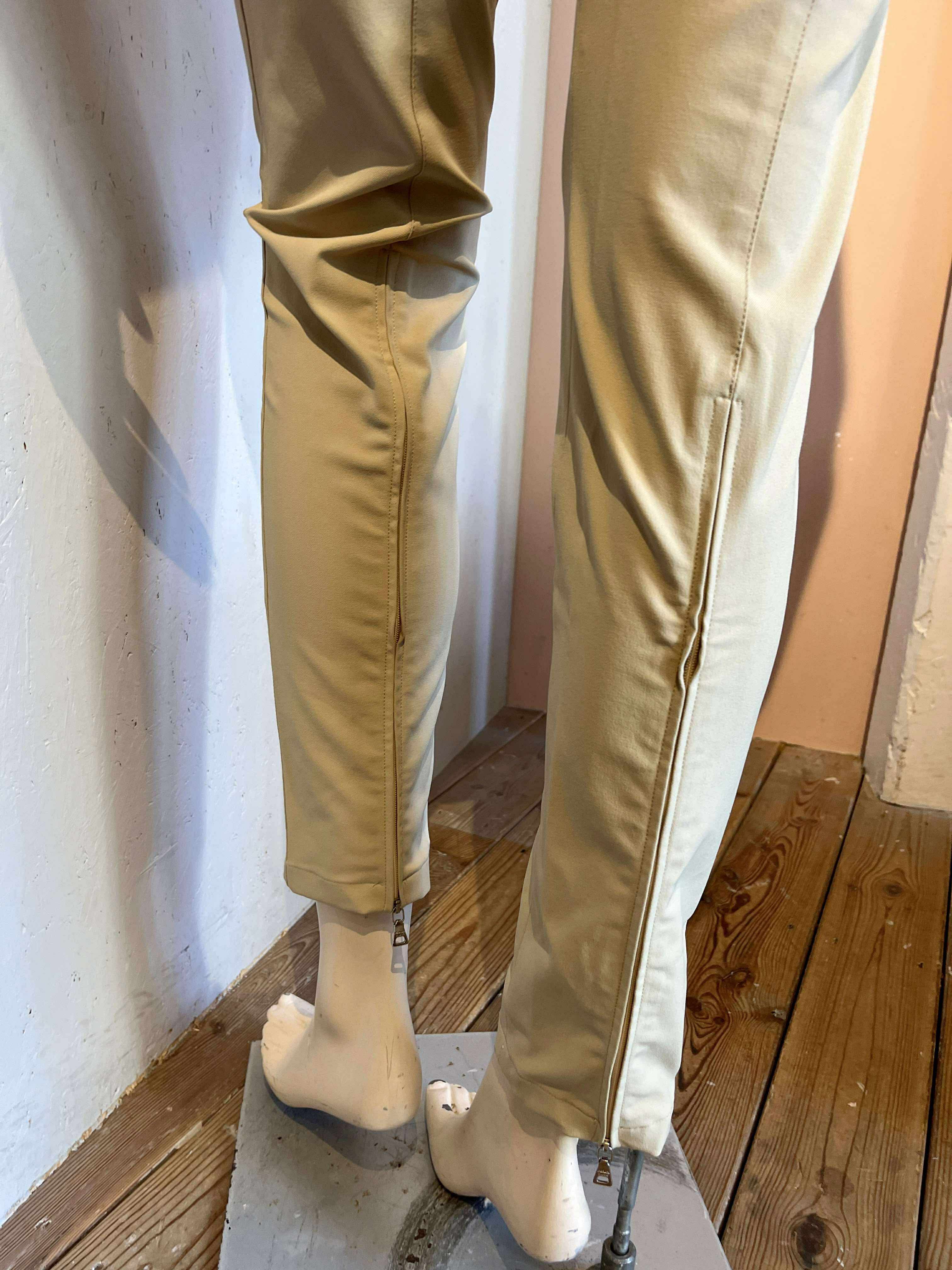 Prada - Bukser - Size: 38