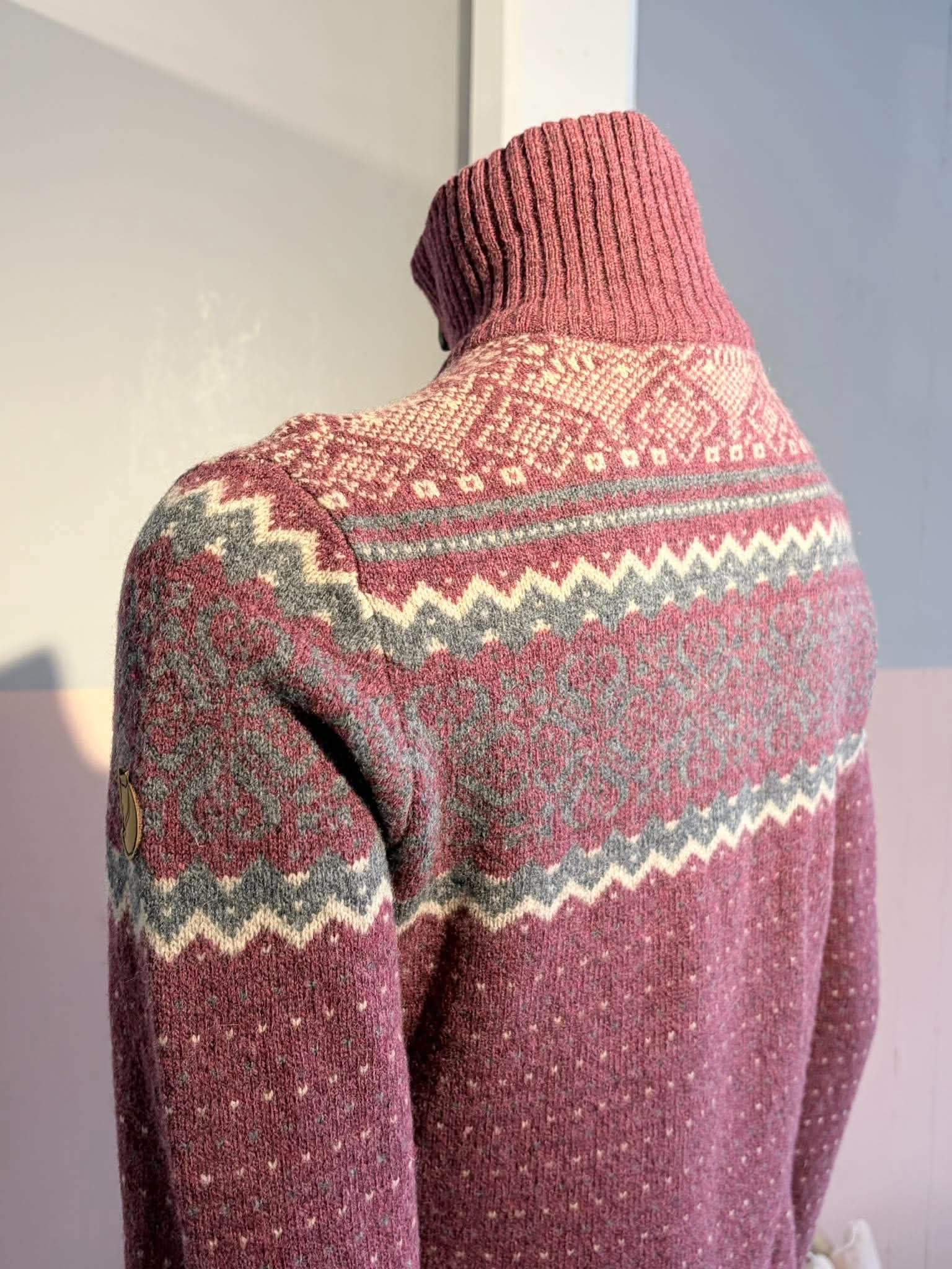Fjällräven - Sweater - Size: S