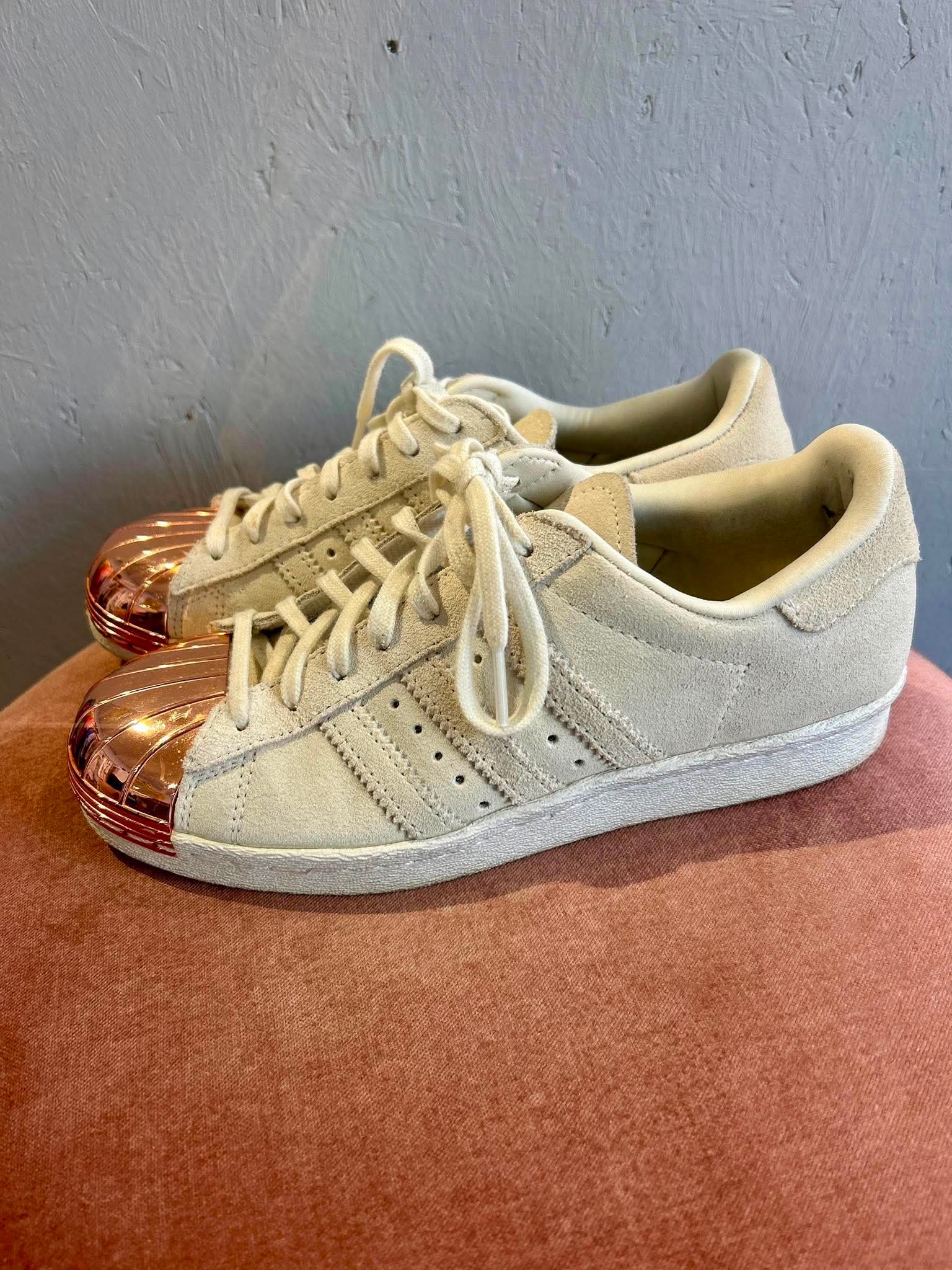 Adidas - Sneakers - Size: 36