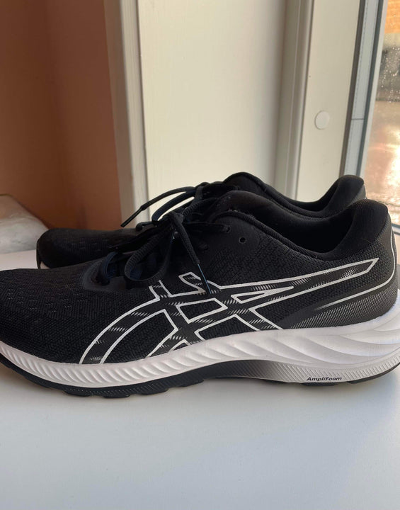 Asics - Sneakers - Size: 42