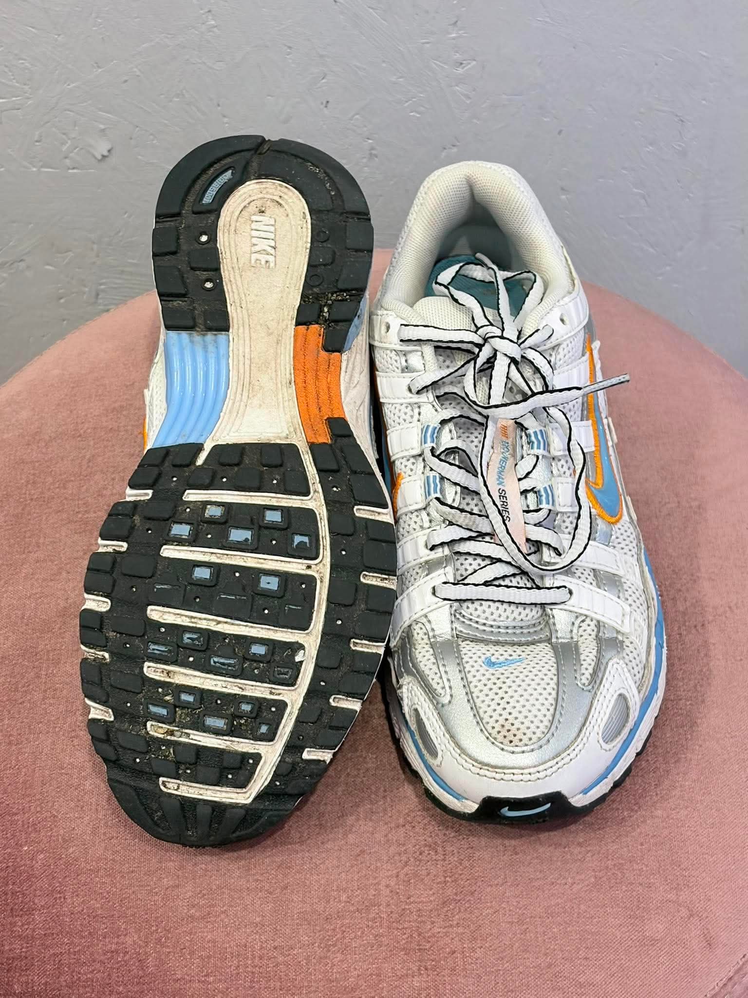 Nike - Sneakers - Size: 36