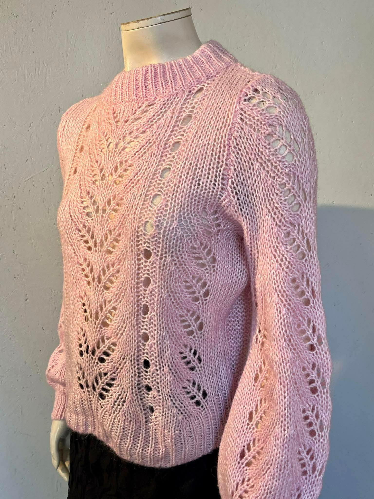 H&M - Sweater - Size: S