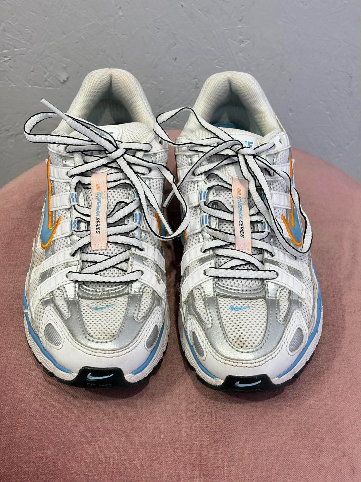Nike - Sneakers - Size: 36