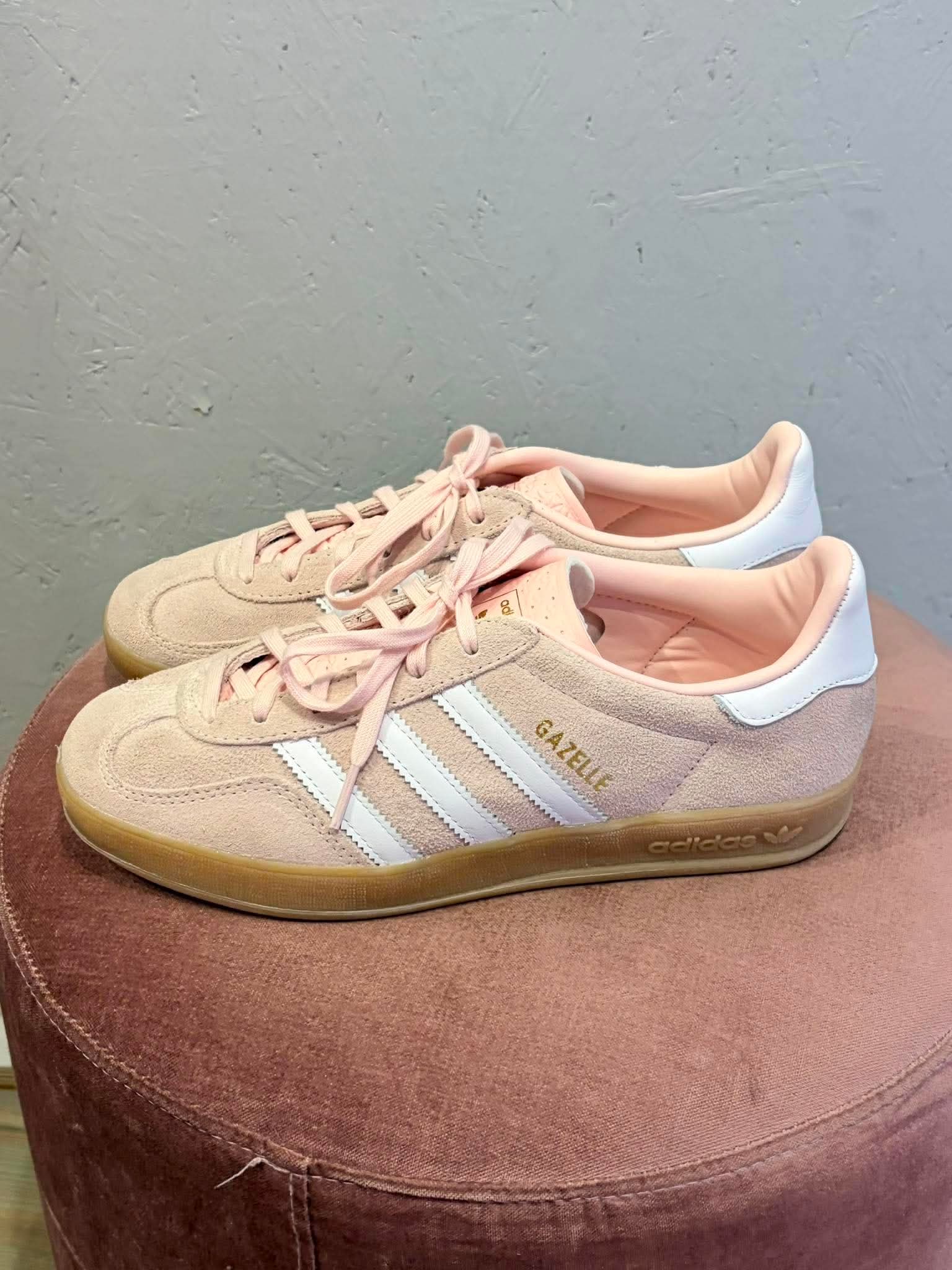 Adidas - Sneakers - Size: 38 1/2