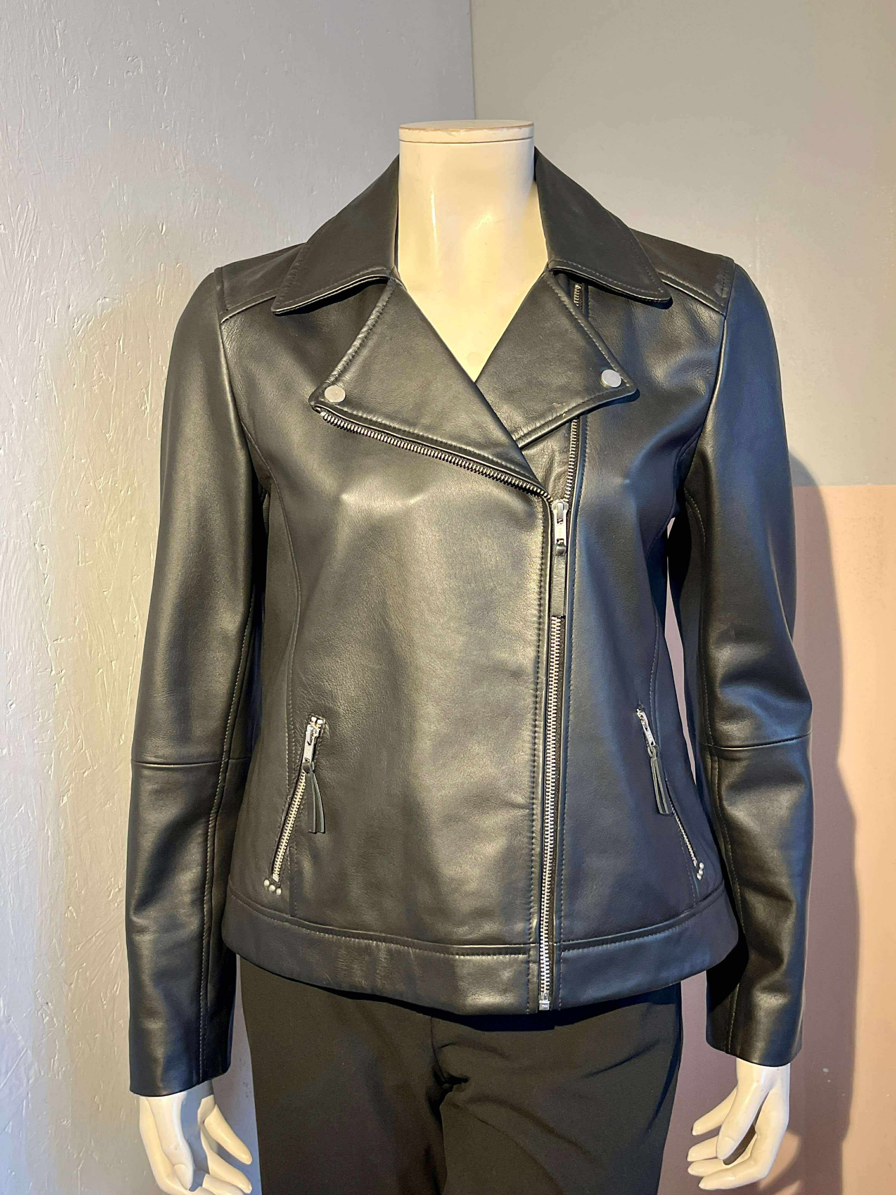 The Wardrobe - Skindjakke - Size: 40