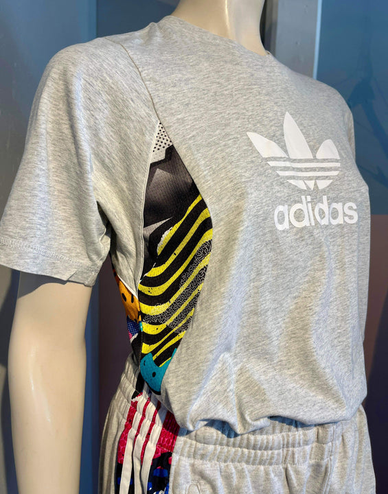 Adidas - T-shirt - Size: M