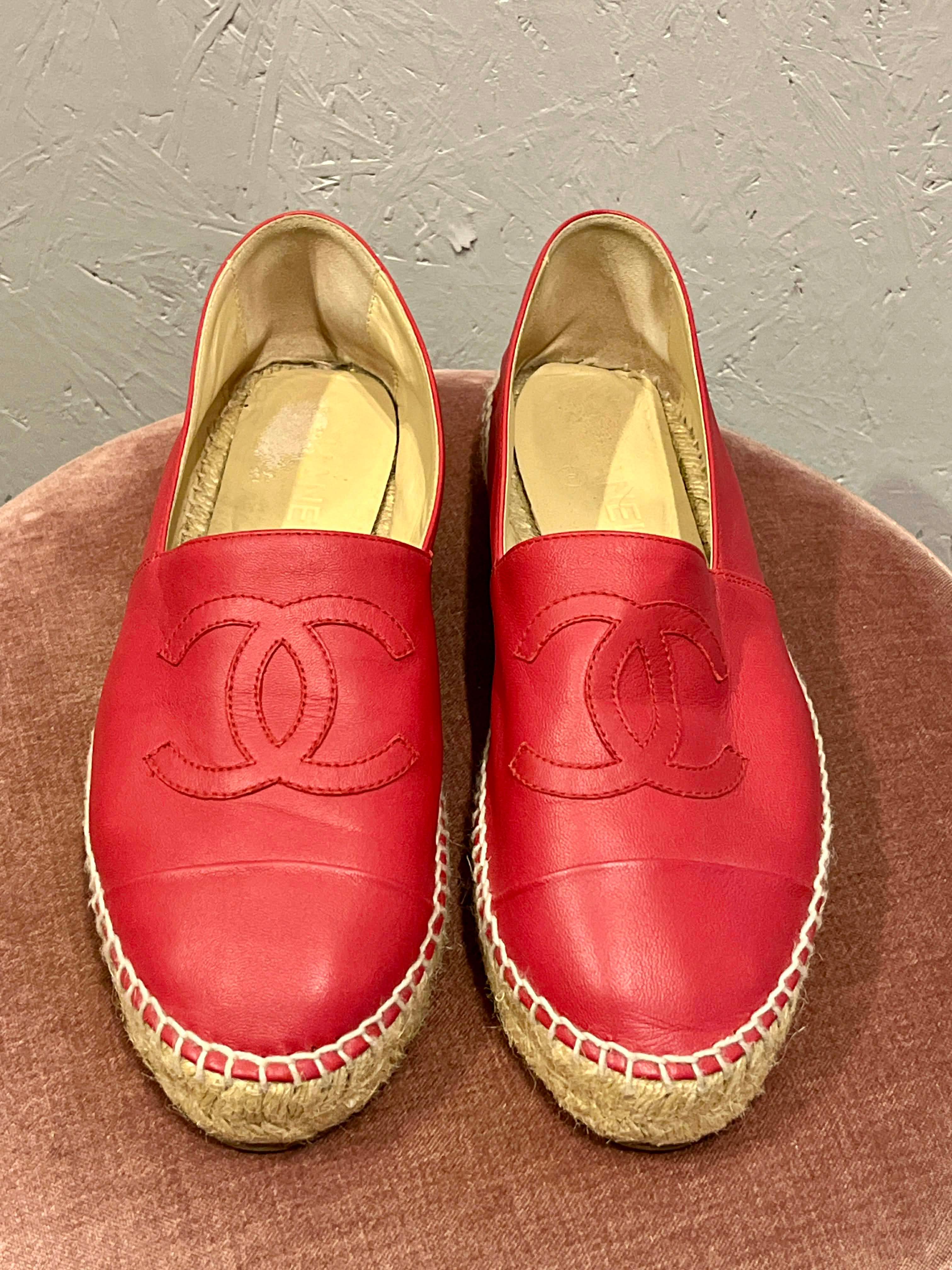 Chanel - Loafers - Size: 40