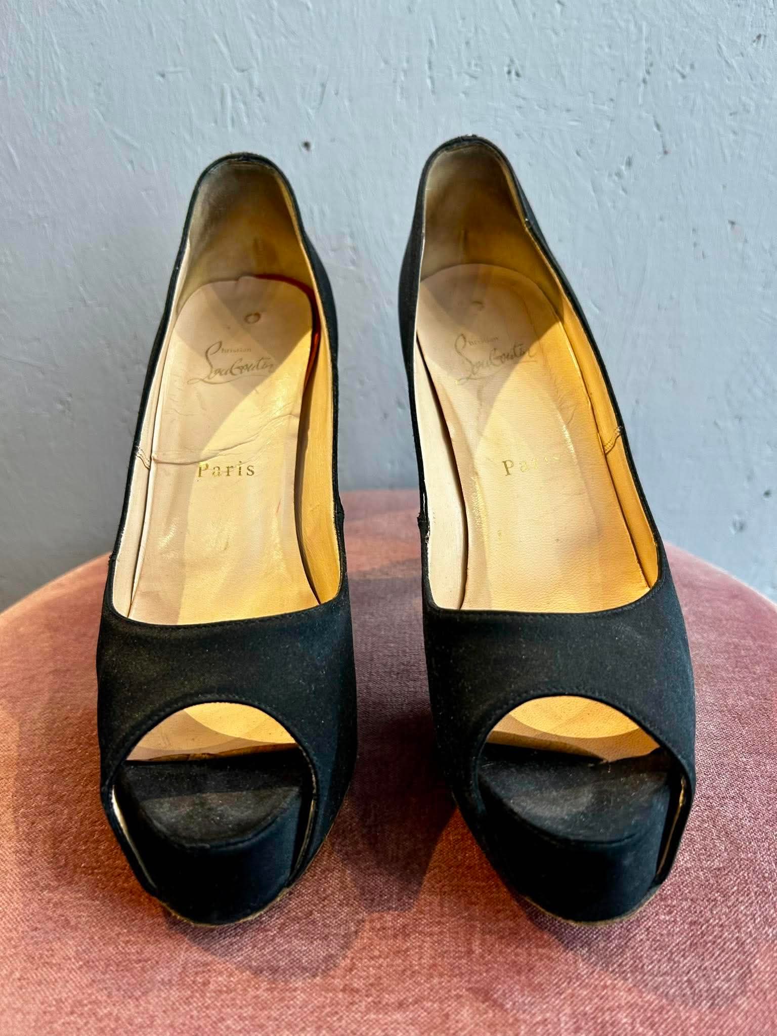 Christian Louboutin - Stiletter - Size: 39