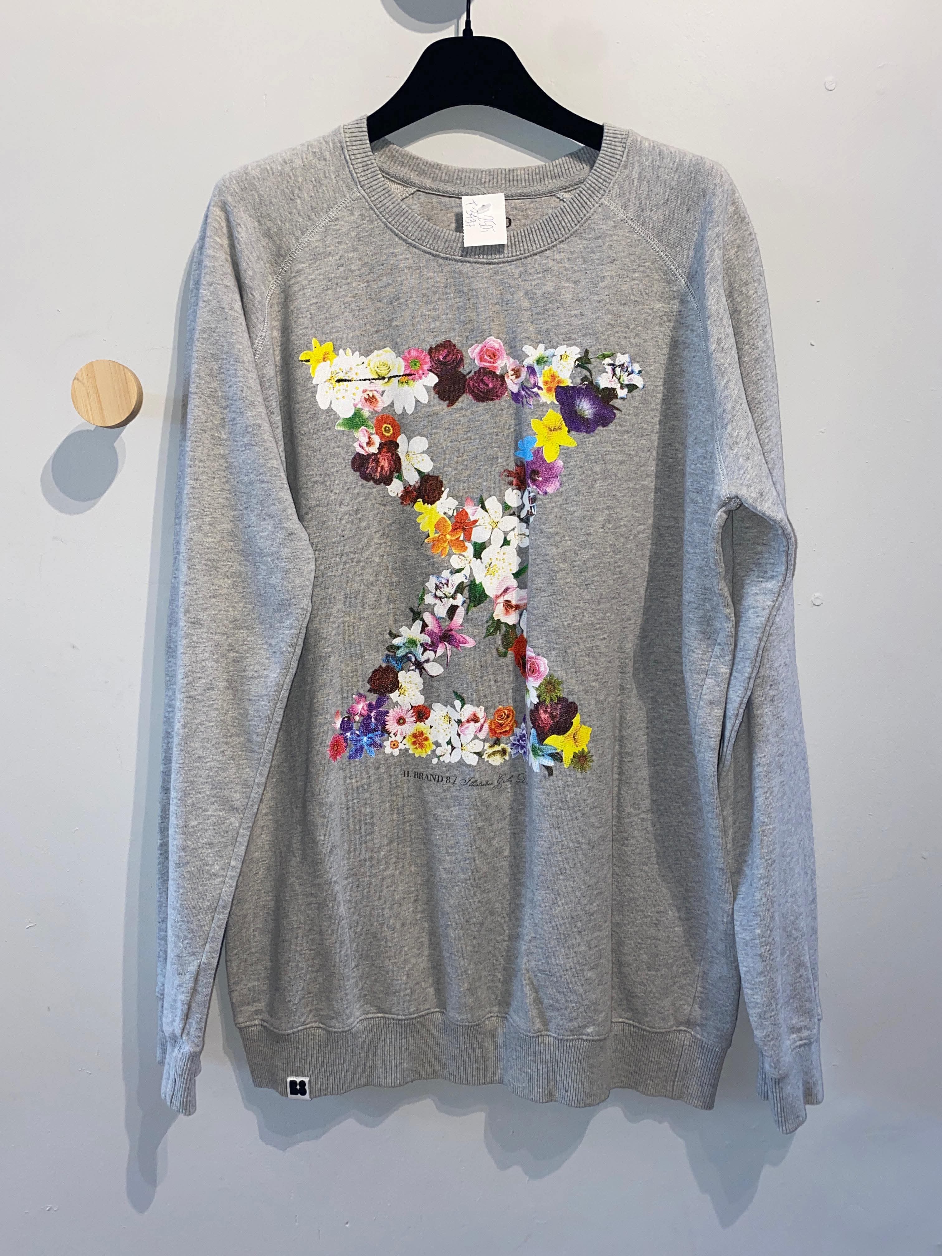 Brand 8 - Sweatshirt - Size: S