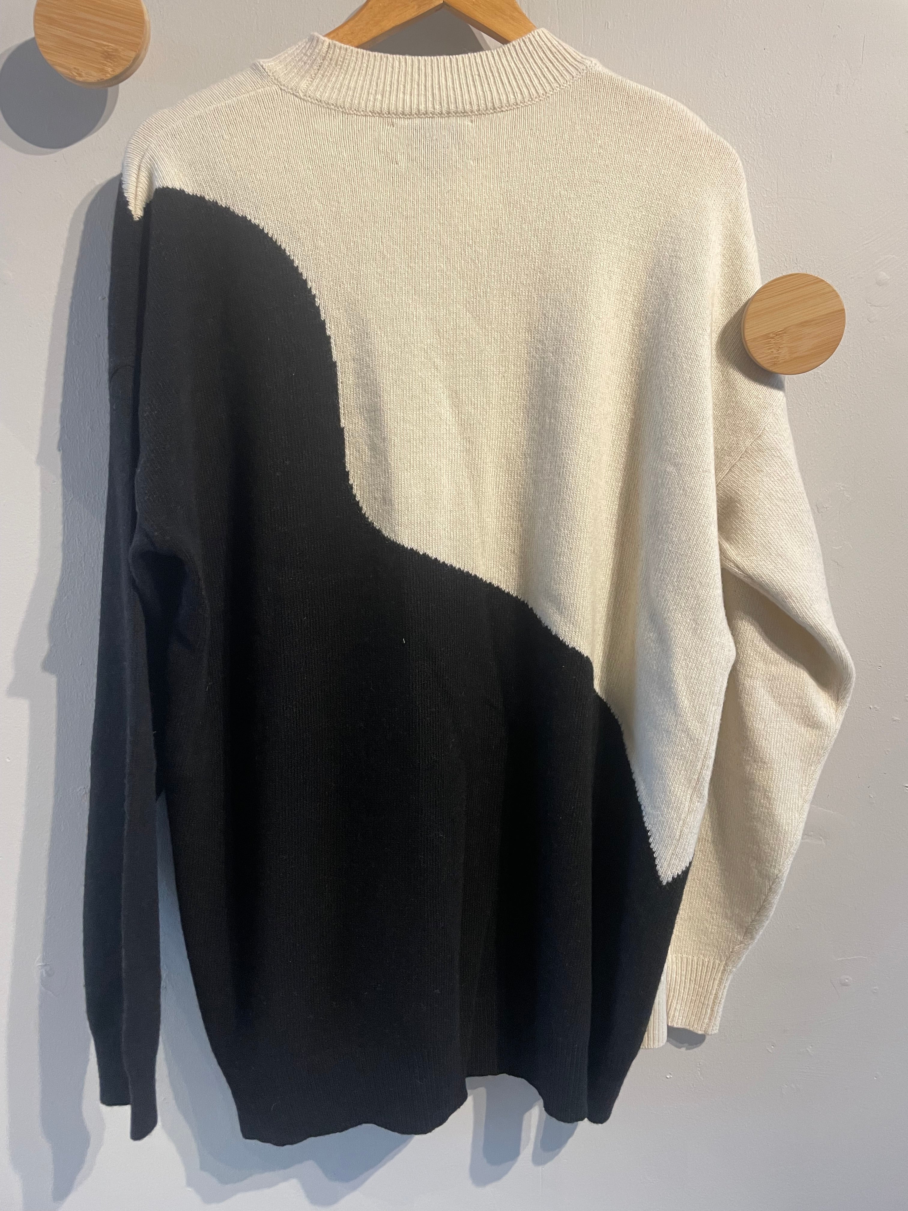 Mads Nørgaard - Sweater - Size: M