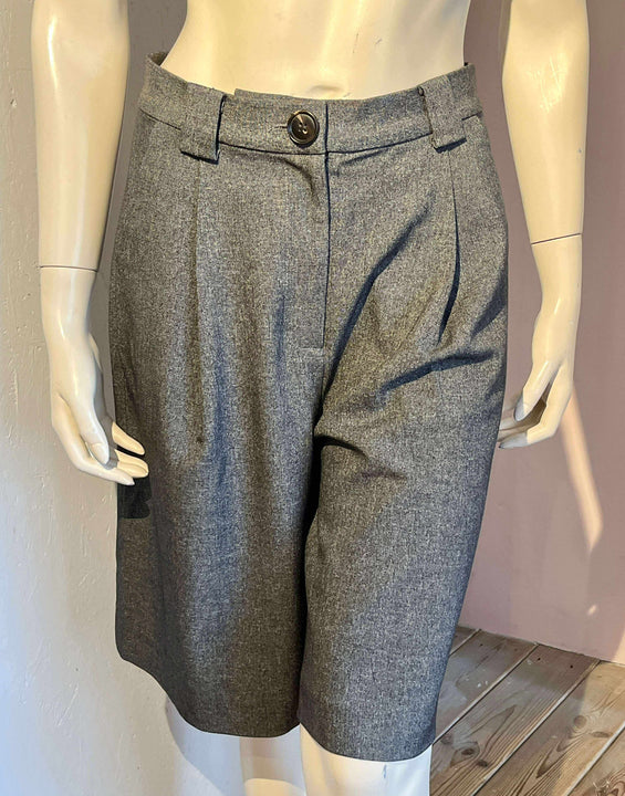 Stella Nova - Shorts - Size: 34