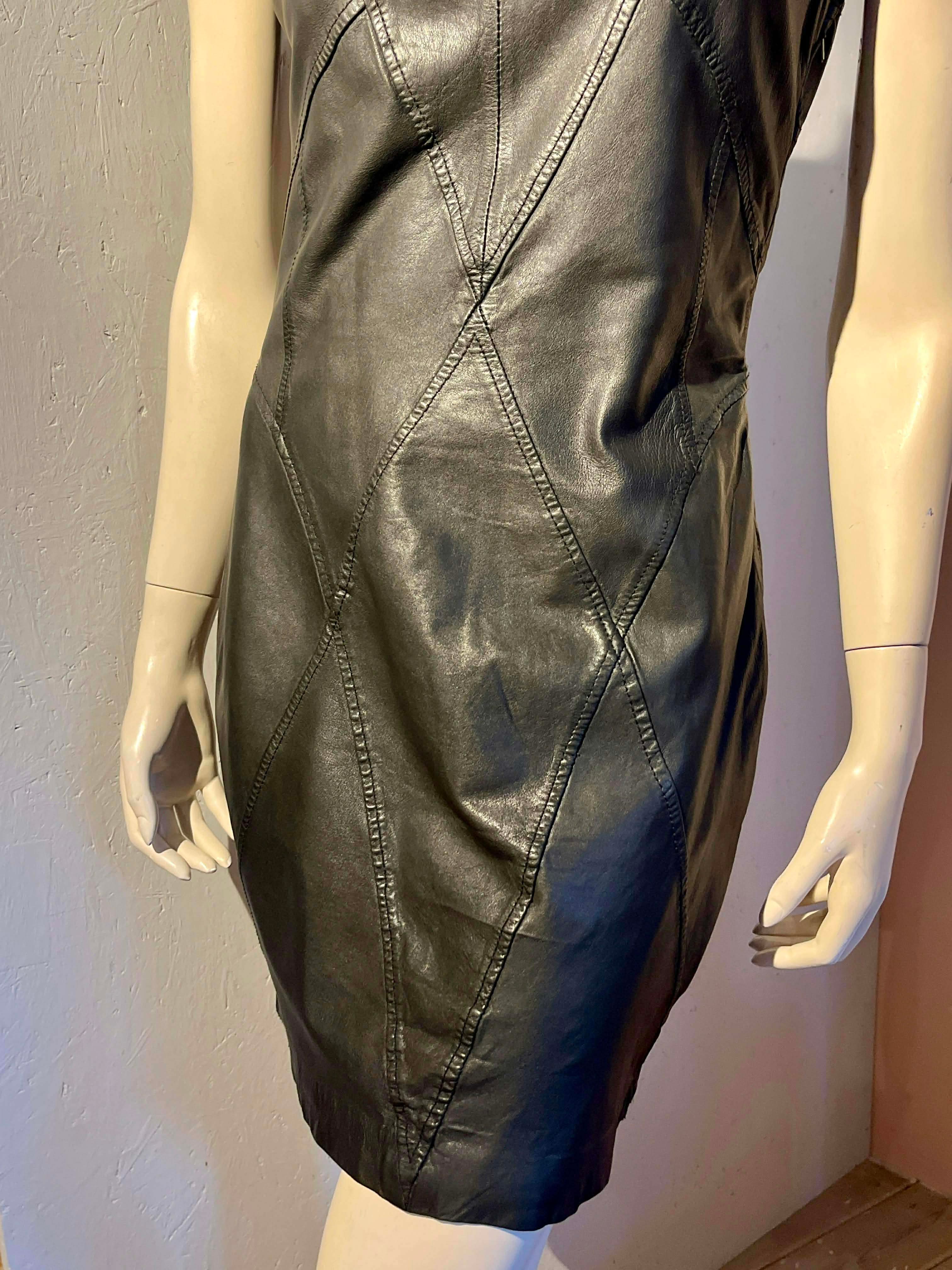 Stella Nova - Skindkjole - Size: S