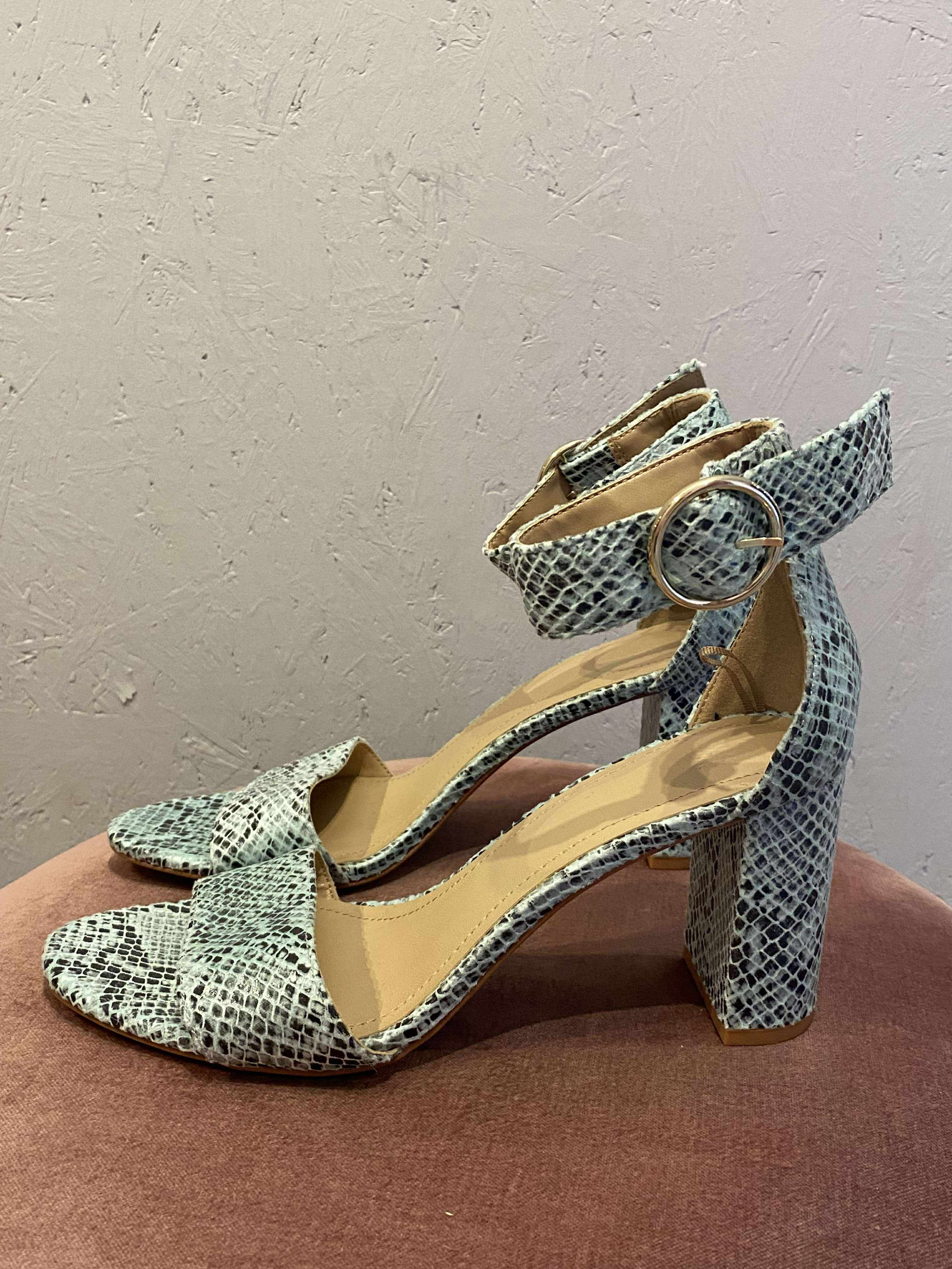 H&M - Stiletter - Size: 39