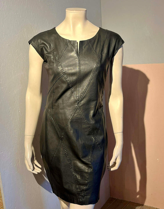 Stella Nova - Skindkjole - Size: S