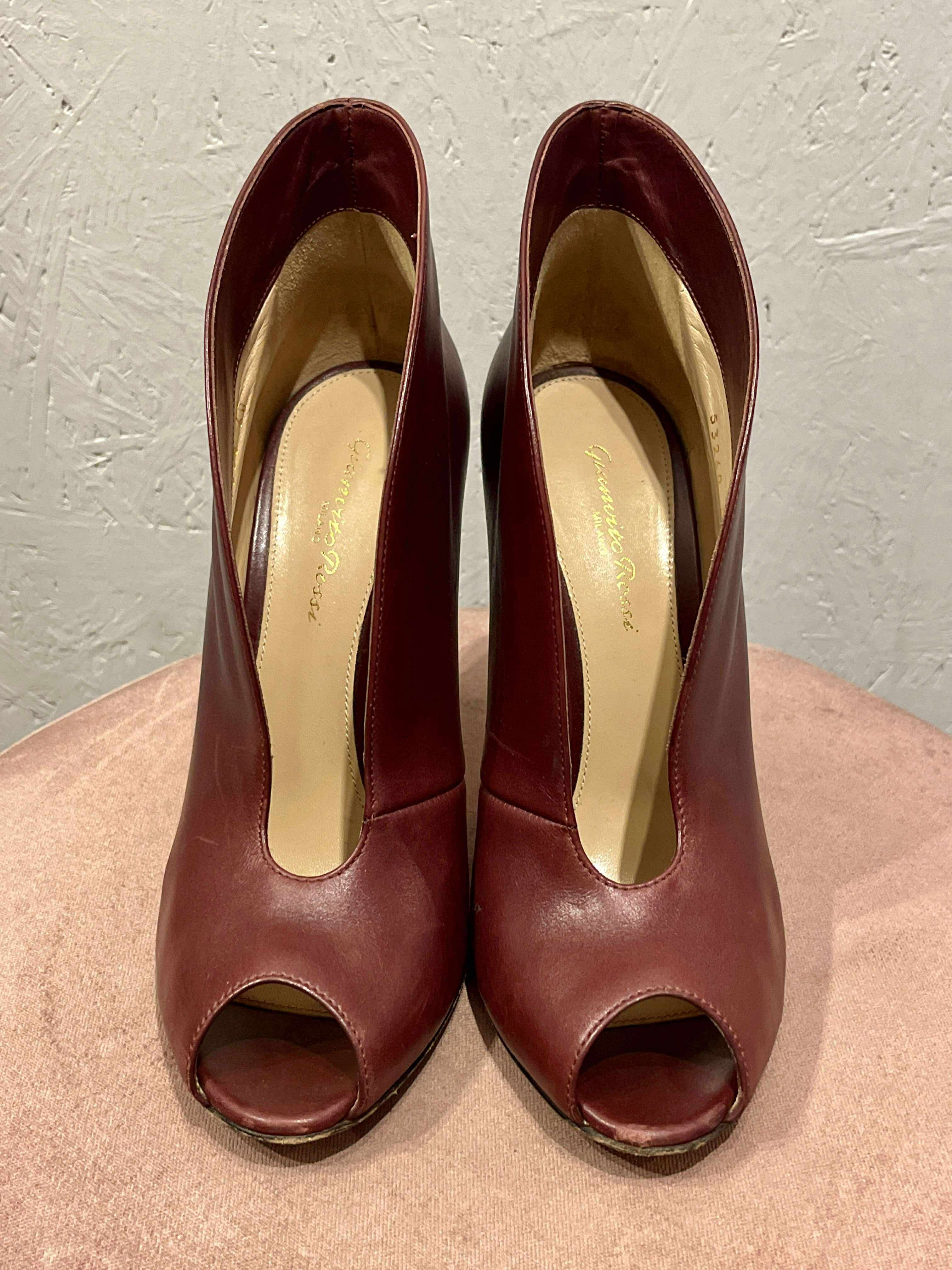 Gianvito Rossi - Stiletter - Size: 38