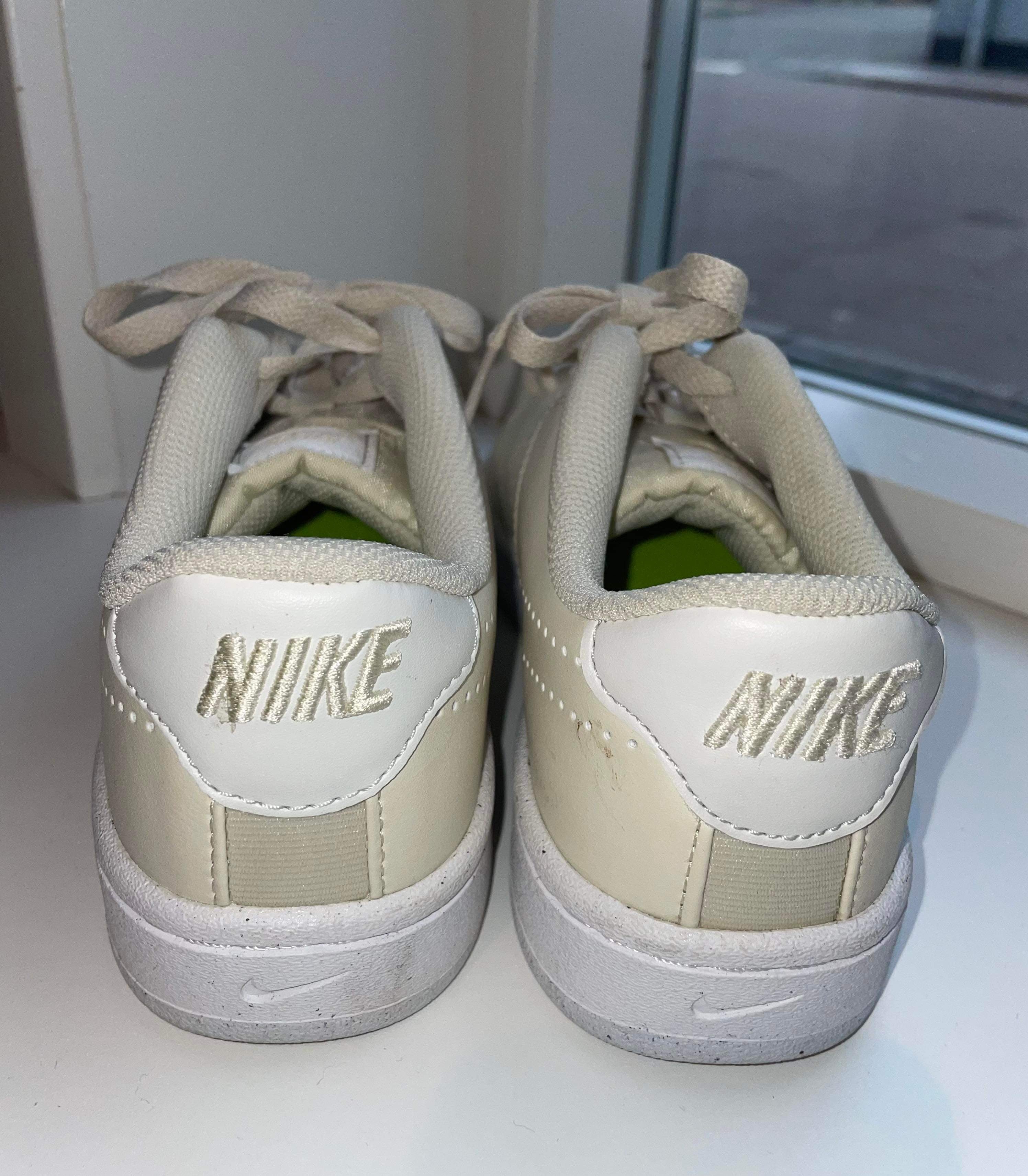Nike - Sneakers - Size: 41