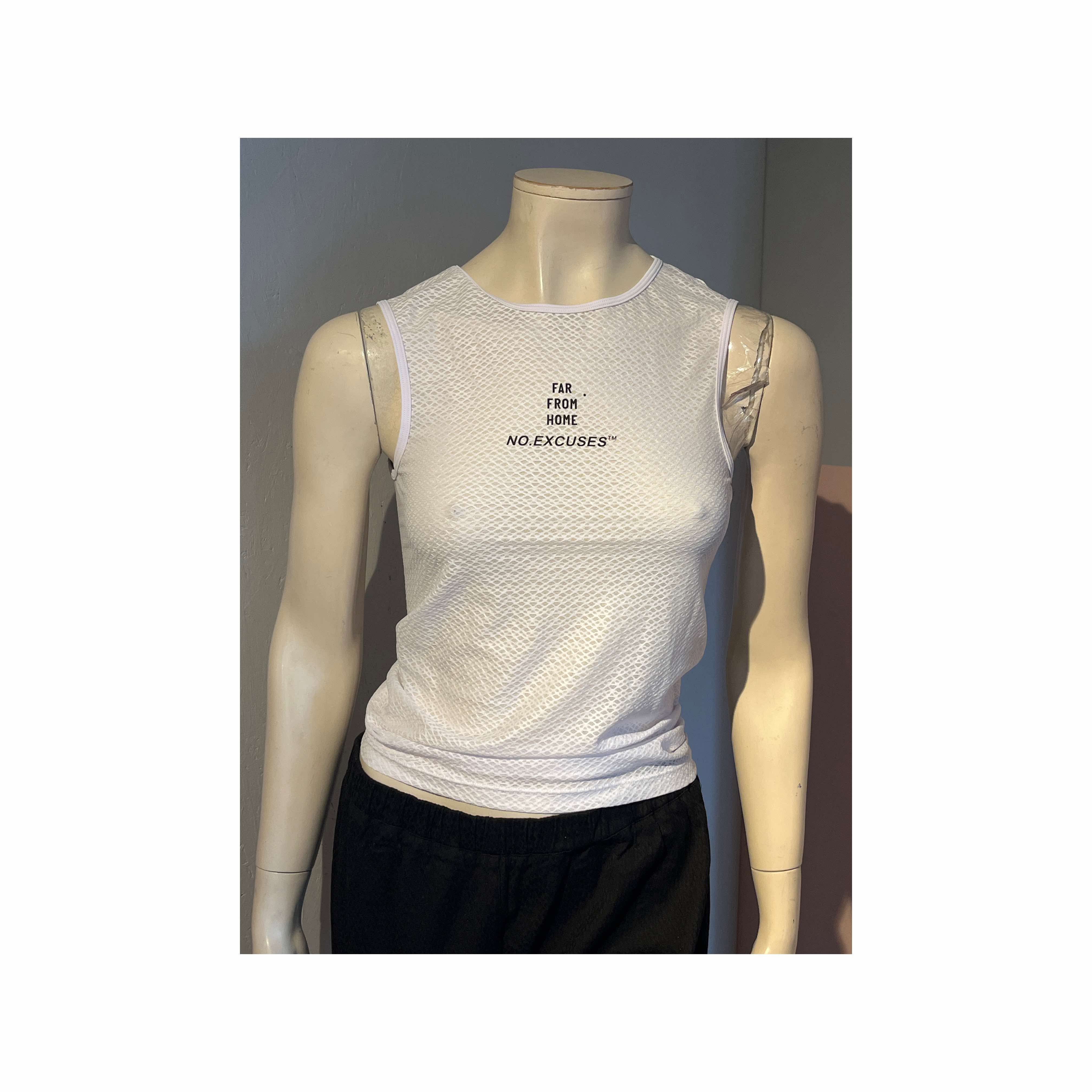 Far from Home - Træningstop - Size: S