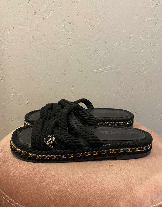 Chanel - Sandaler - Size: 38