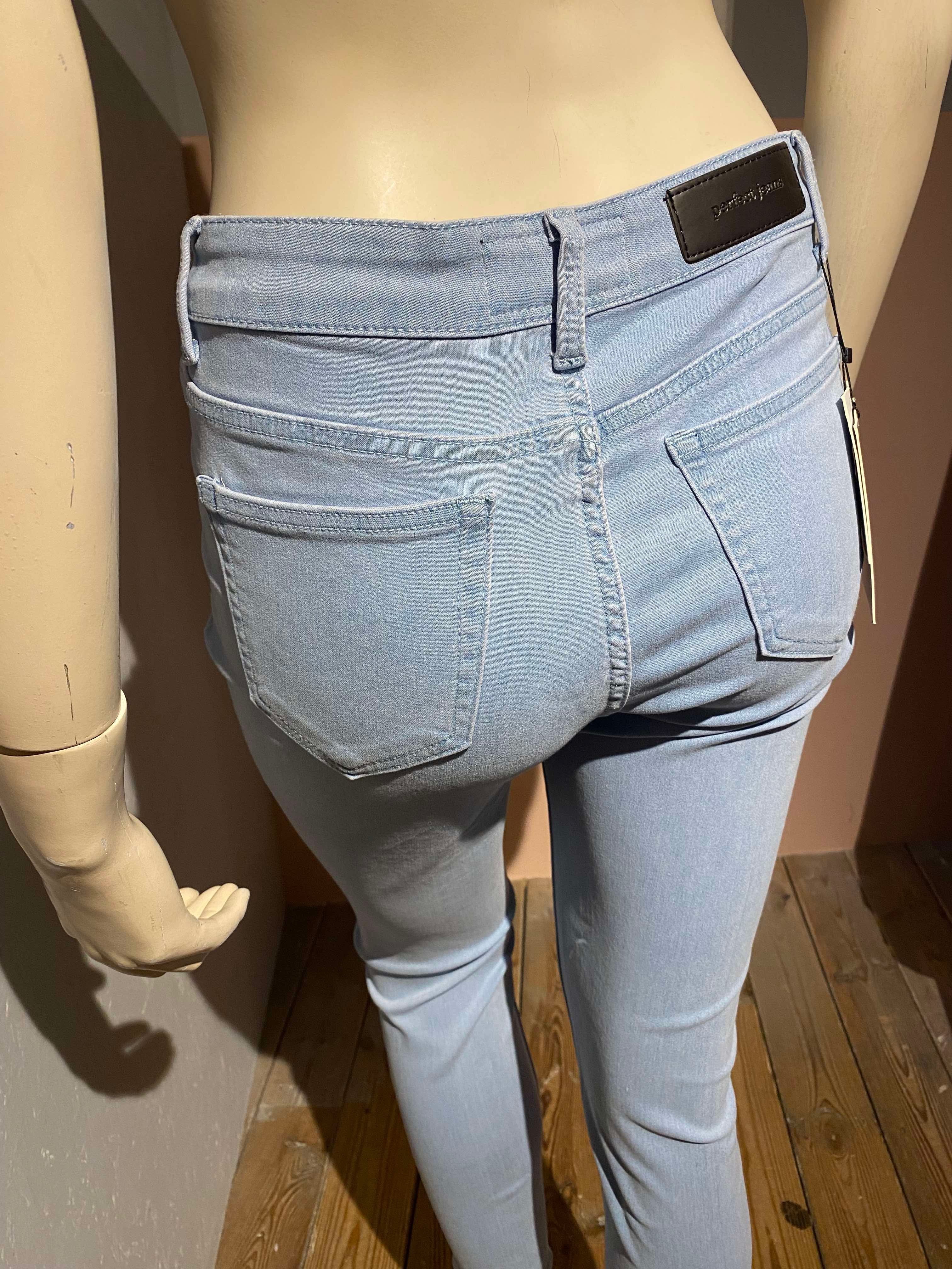 Perfect Jeans - Jeans - Size: 28