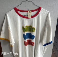 Billie - T-shirt - Size: M