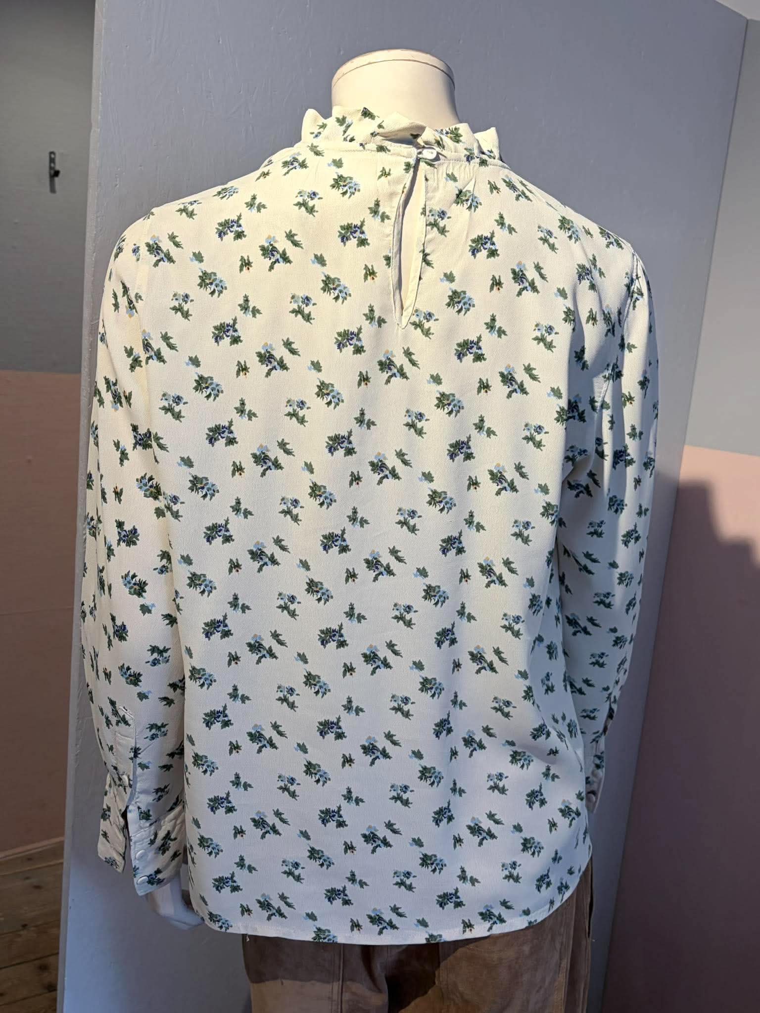 Nué Notes - Bluse - Size: 38