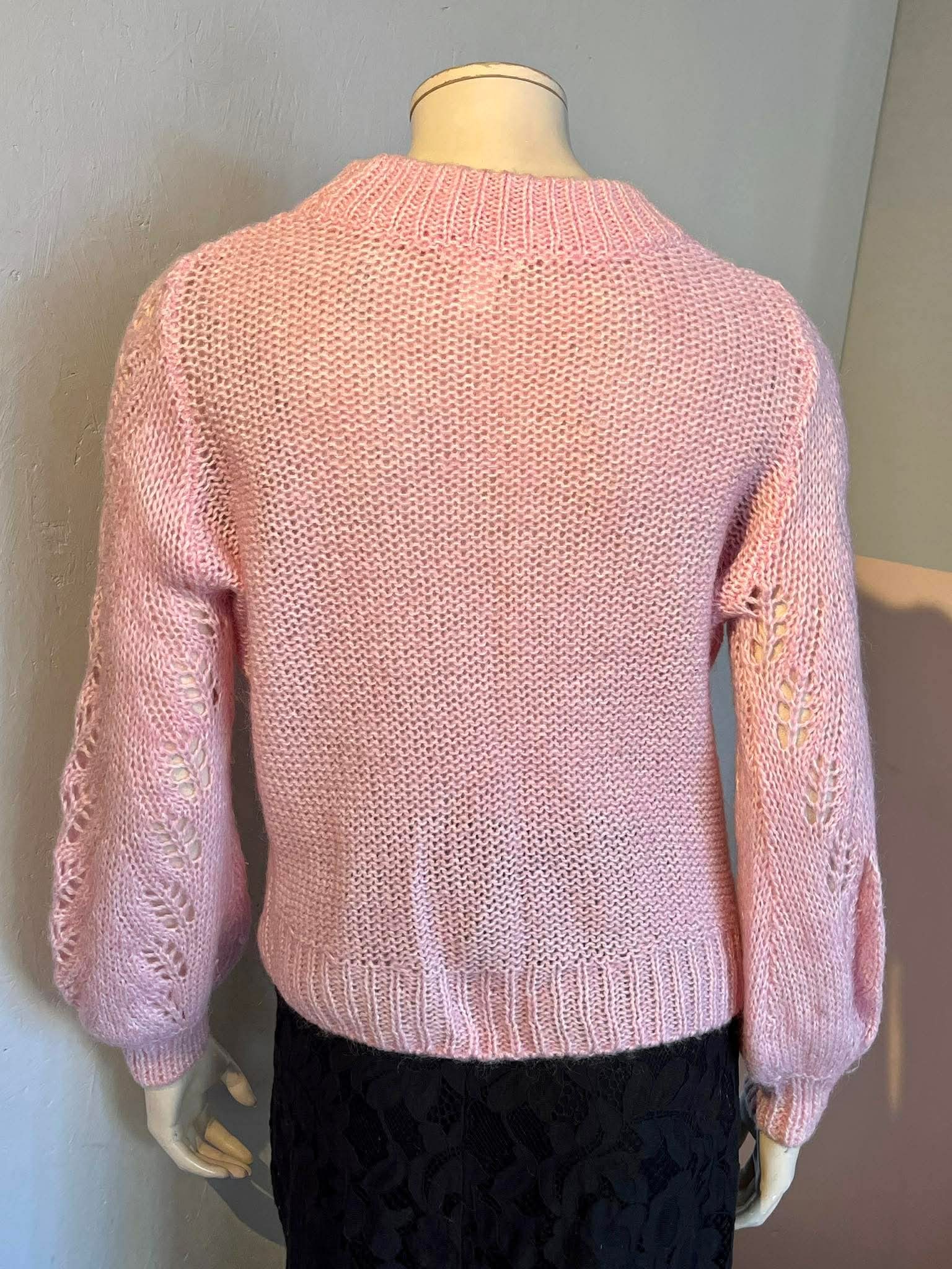 H&M - Sweater - Size: S