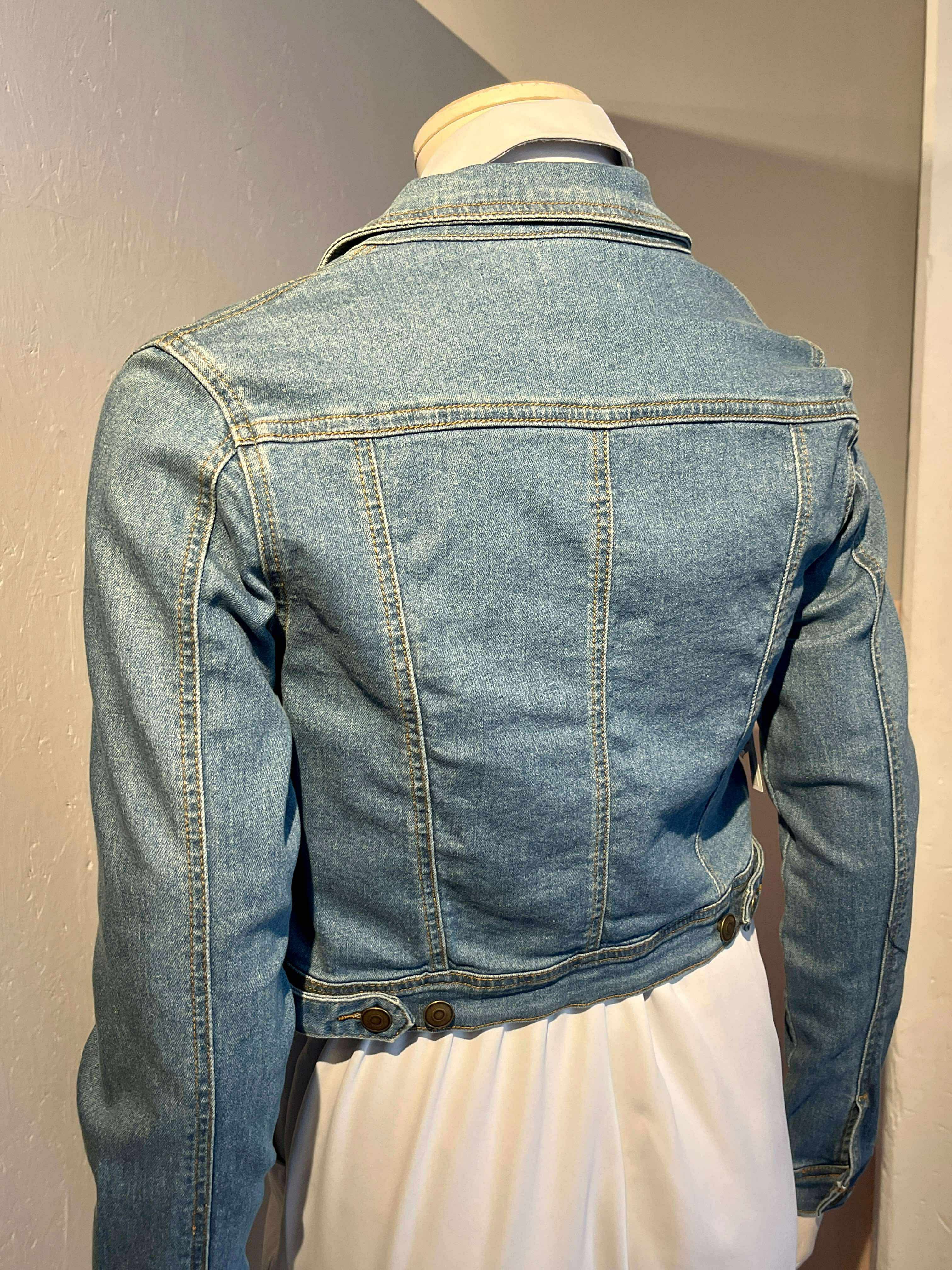 Lilly - Jakke - Size: M