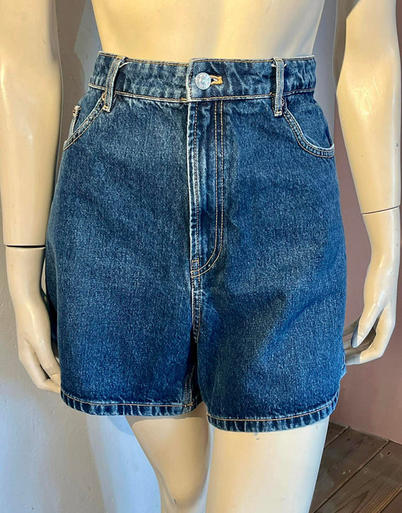 Zara - Shorts - Size: 44