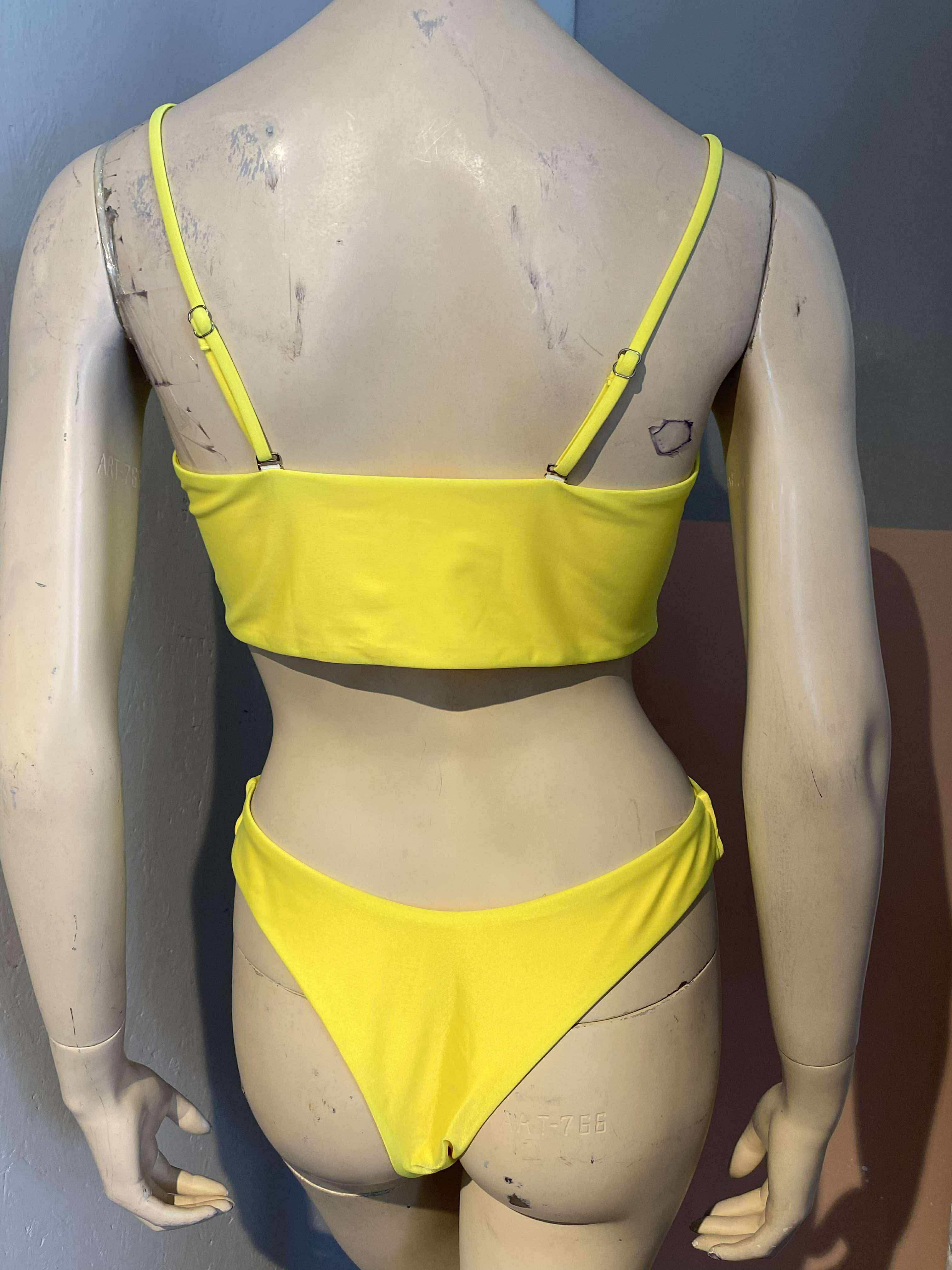 No brand - Bikini - Size: L