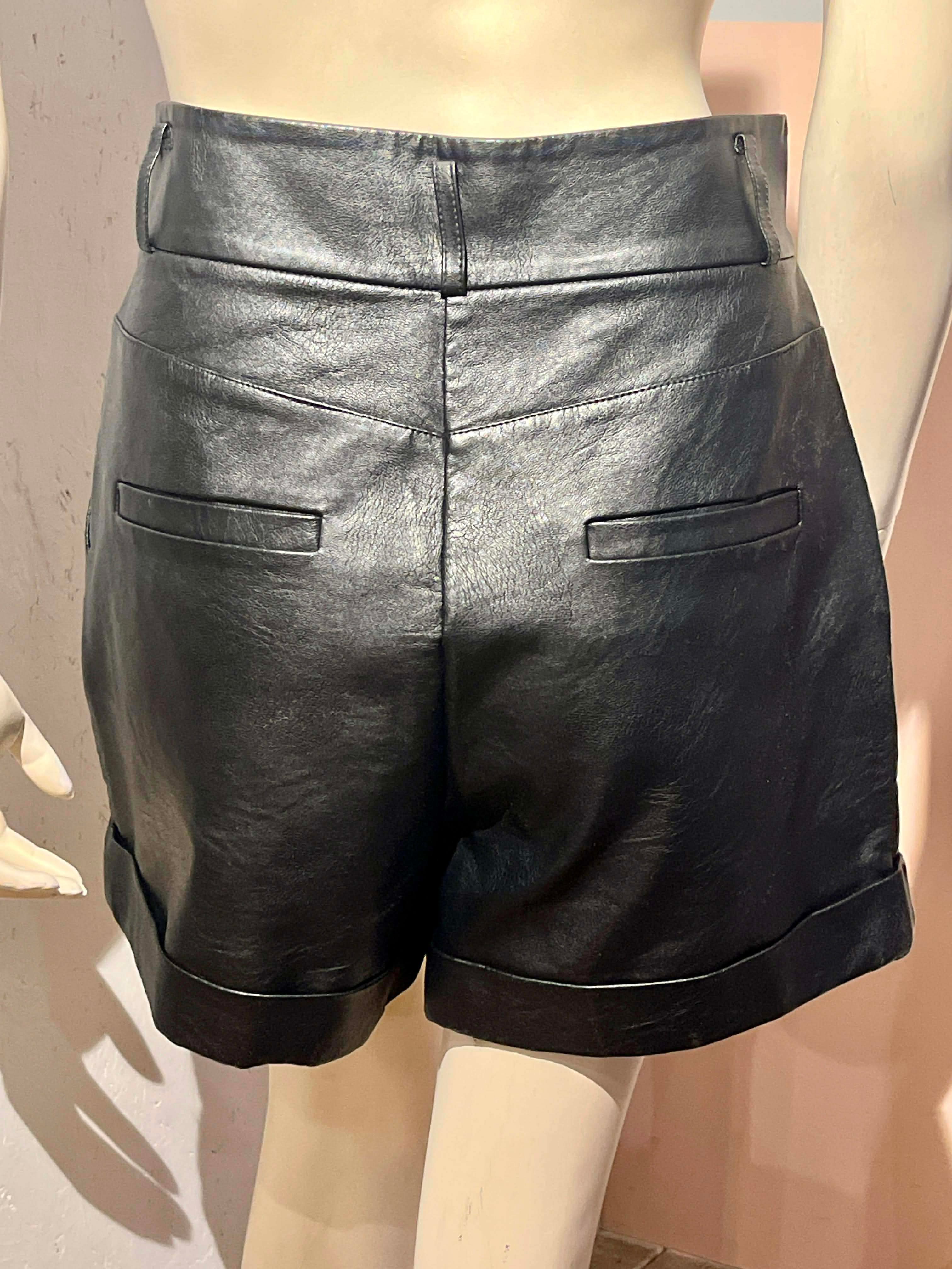 Topshop - Shorts - Size: 38