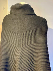 Wolford - Poncho - Size: M