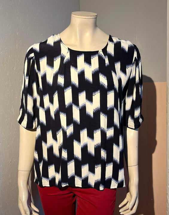 Masai - Top - Size: L