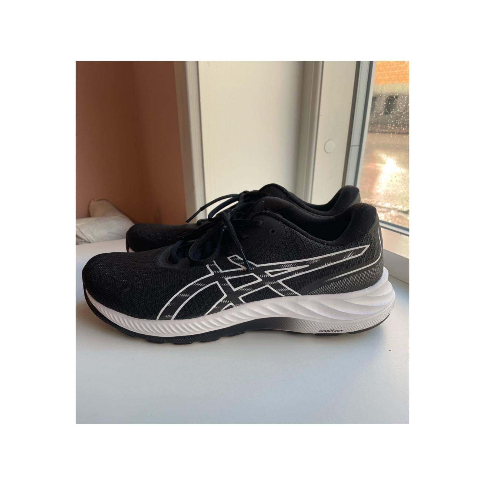 Asics - Sneakers - Size: 42
