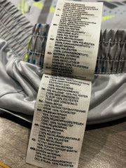 Adidas - Shorts - Size: L