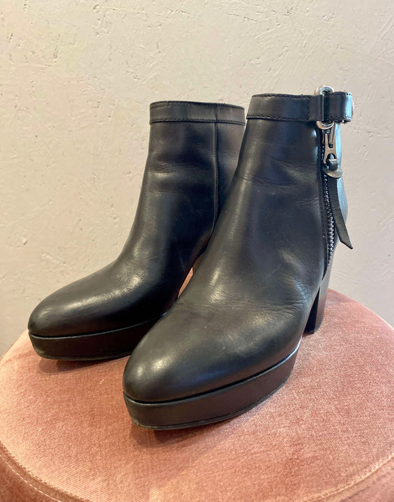 Acne Studios - Støvler - Size: 38