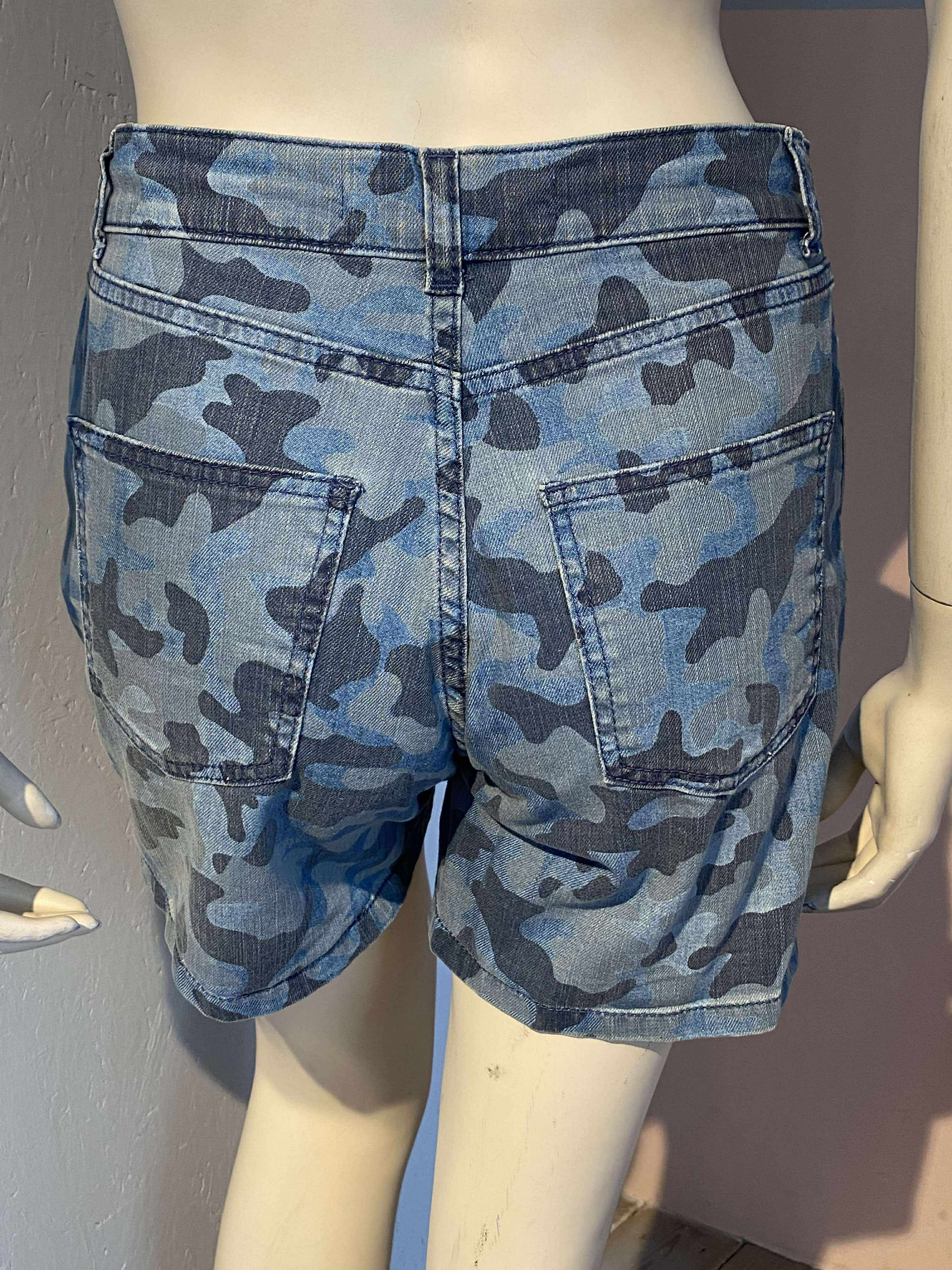 Just Female - Shorts - Size: S