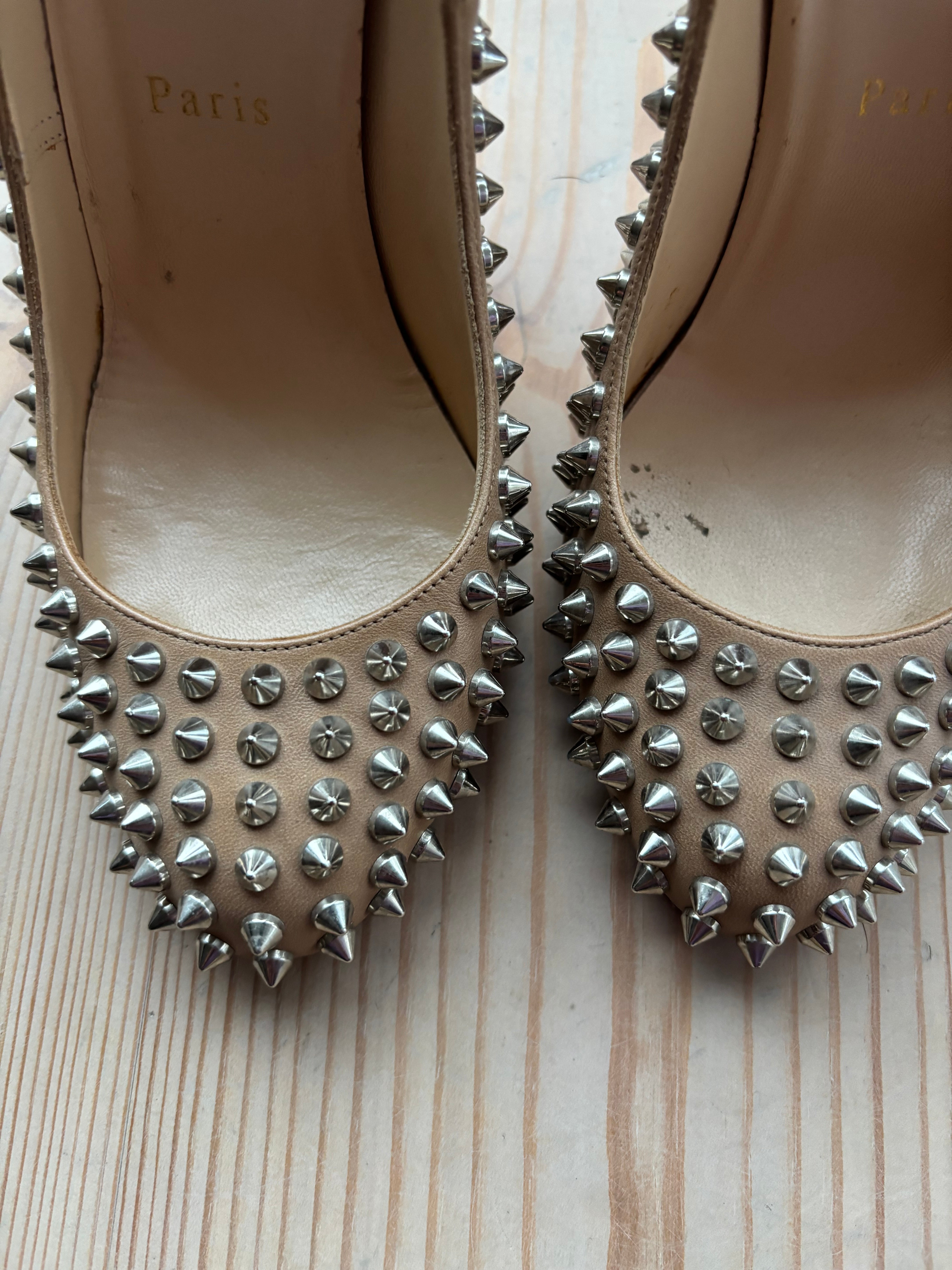 Christian Louboutin - Stiletter - Size: 38 1/2