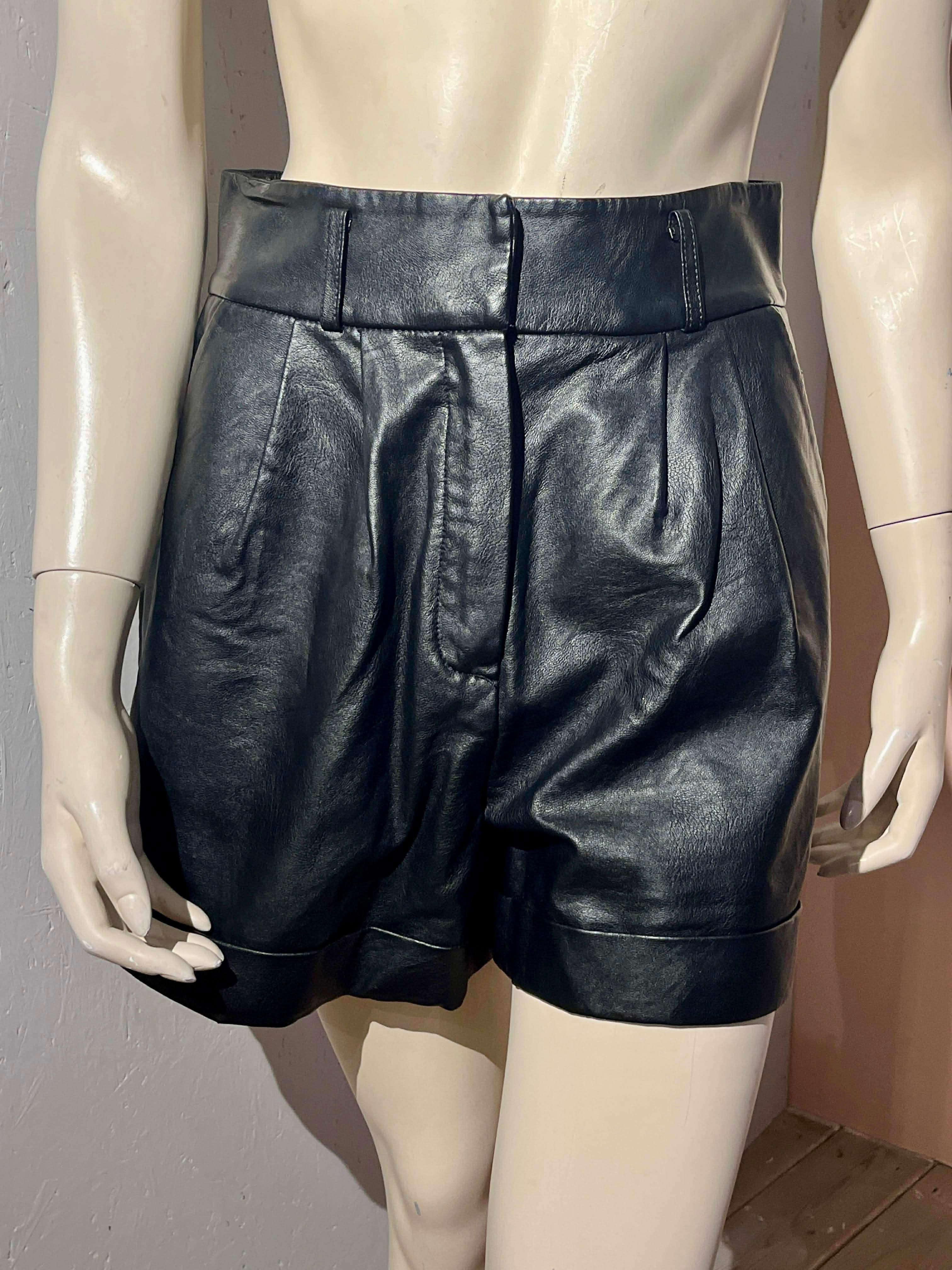 Topshop - Shorts - Size: 38