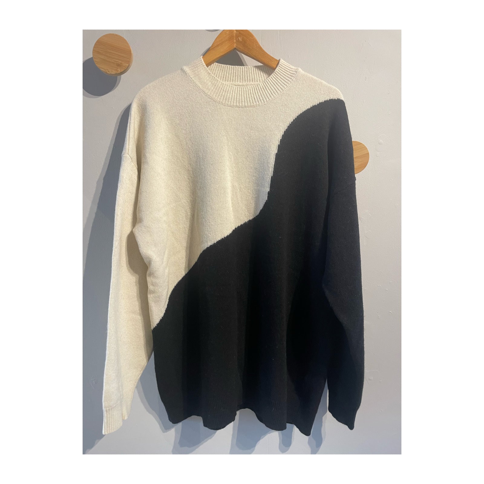 Mads Nørgaard - Sweater - Size: M