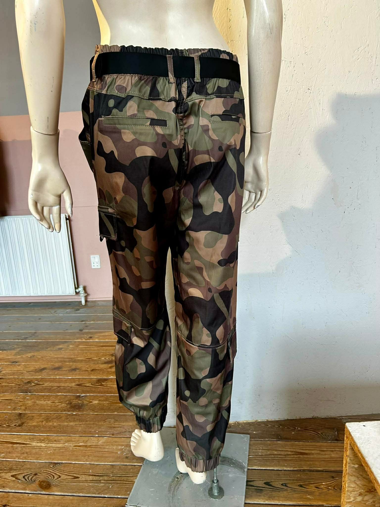 Zara - Bukser - Size: L