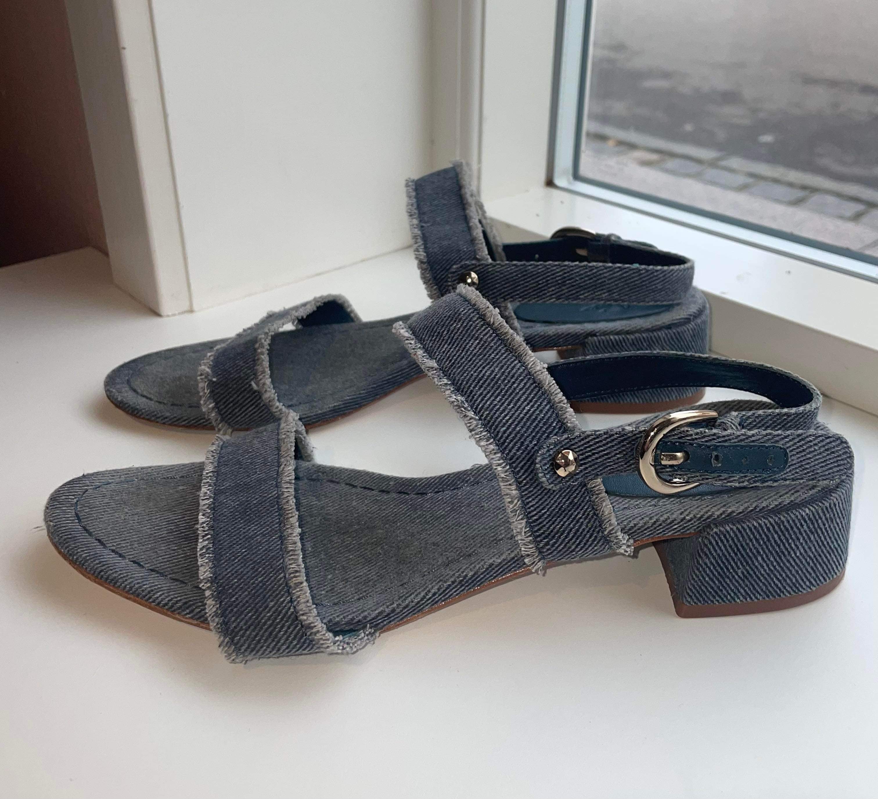 Joie - Sandaler - Size: 38