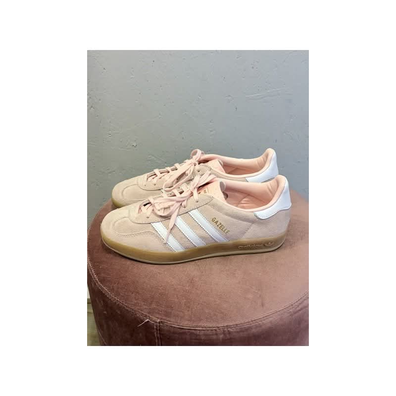 Adidas - Sneakers - Size: 38 1/2