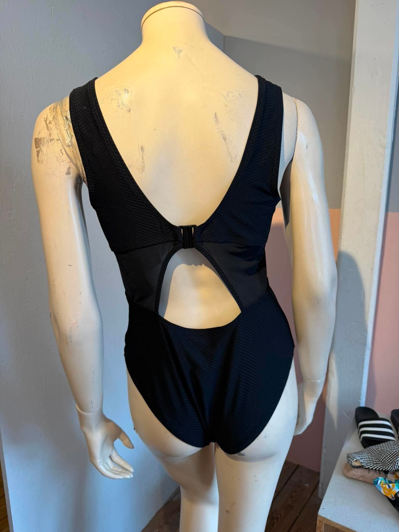 Dorina - Badedragt - Size: L