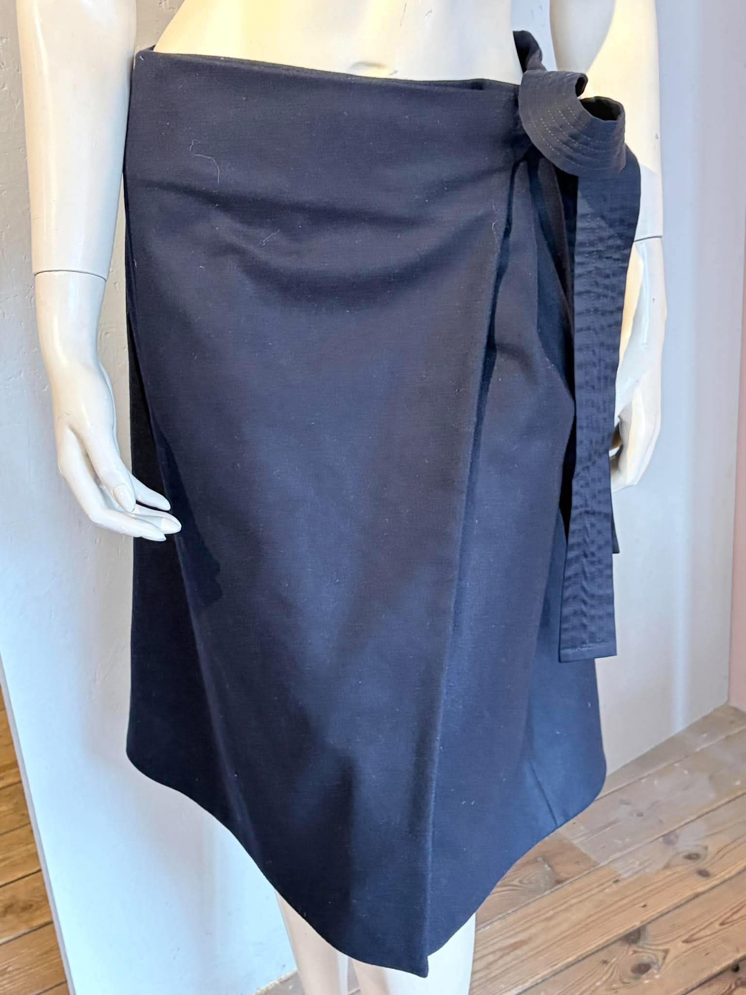Cos - Nederdel - Size: 44