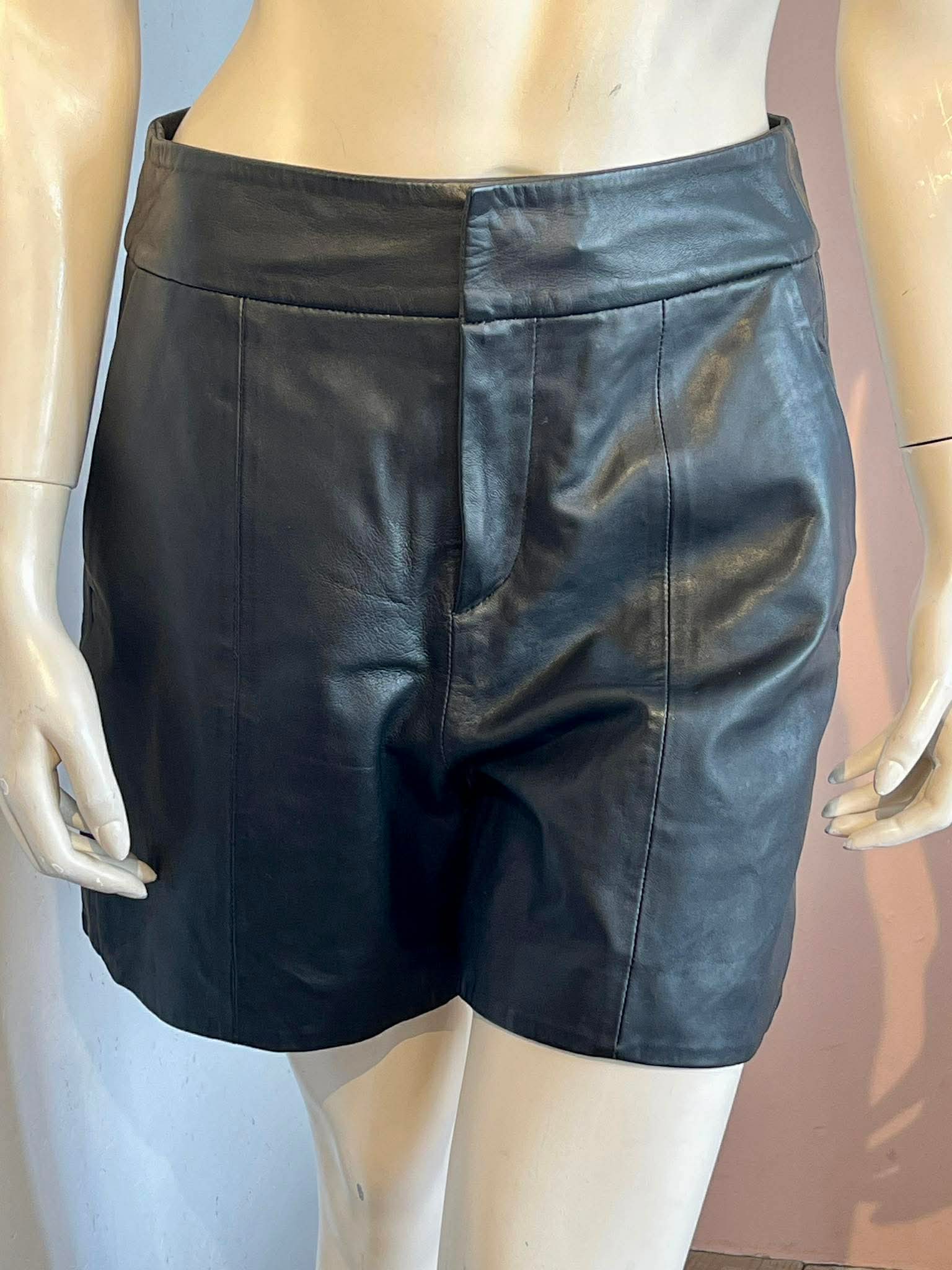 My Essential Wardrobe - Skindshorts - Size: 36