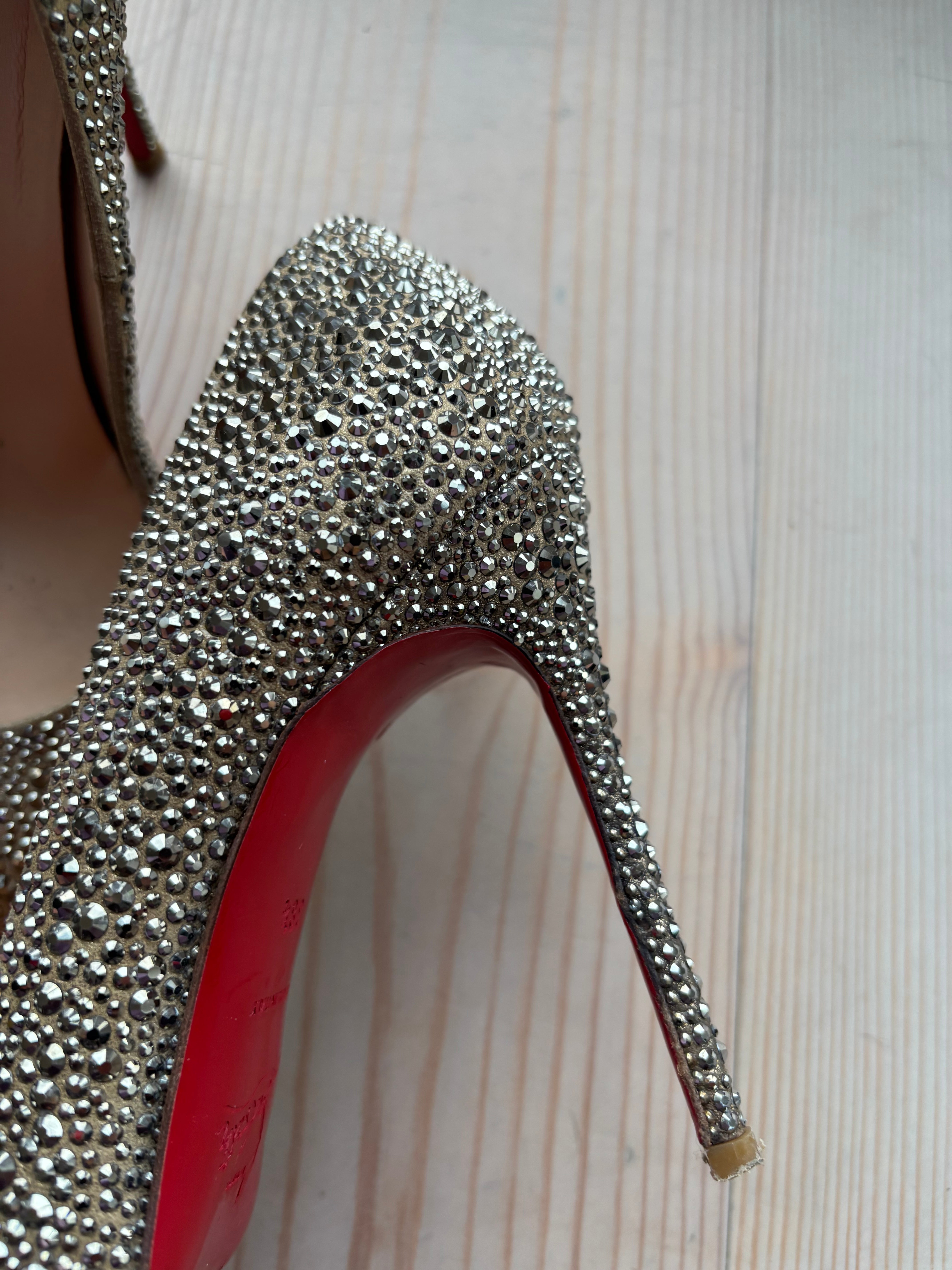 Christian Louboutin - Stiletter - Size: 38 1/2